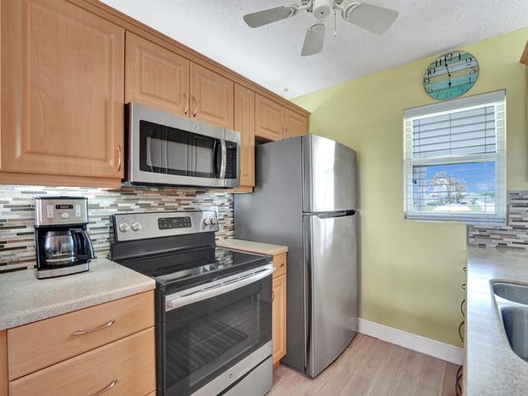 1804 Ocean Drive 109, Boynton Beach FL 33426