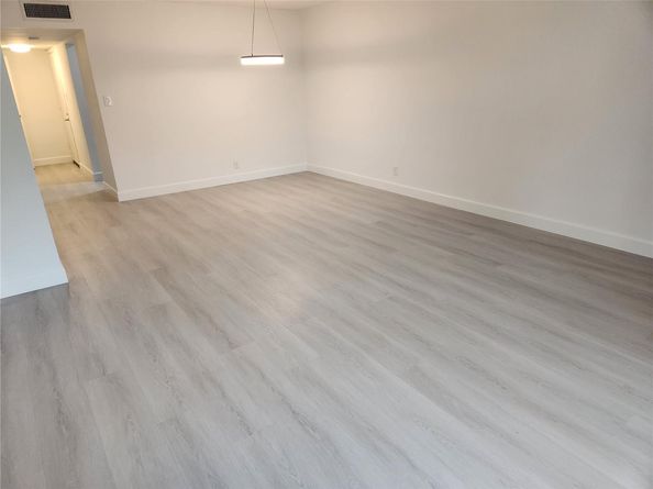 138 S Cypress Road 217, Pompano Beach FL 33060