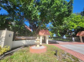 138 S Cypress Road 217, Pompano Beach FL 33060