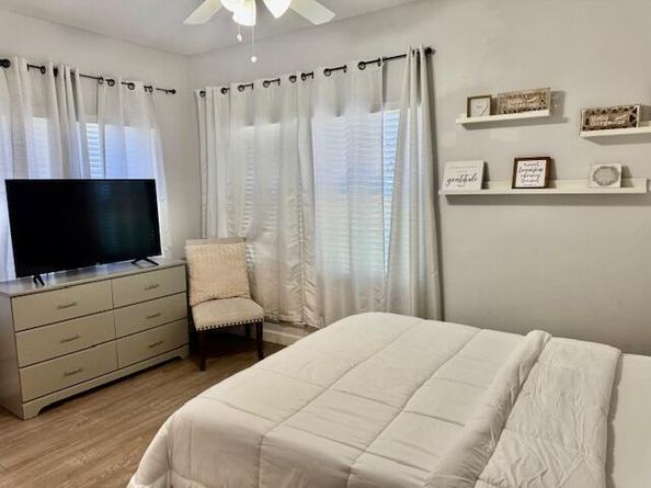 335 Kenilworth Boulevard 13, West Palm Beach FL 33405