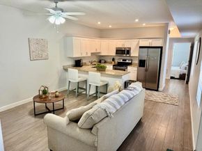 335 Kenilworth Boulevard 13, West Palm Beach FL 33405
