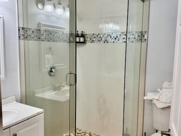 335 Kenilworth Boulevard 13, West Palm Beach FL 33405