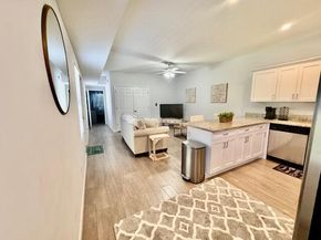 335 Kenilworth Boulevard 13, West Palm Beach FL 33405