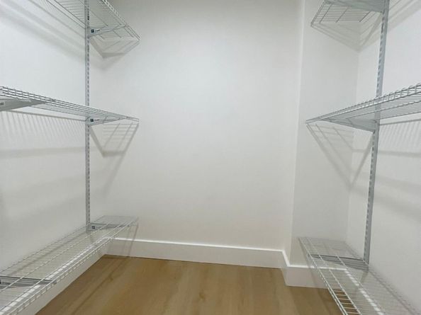 17011 N Bay Road 307, Sunny Isles Beach FL 33160