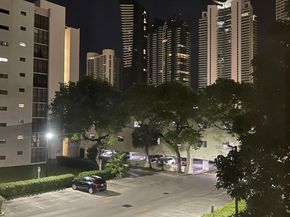 17011 N Bay Road 307, Sunny Isles Beach FL 33160