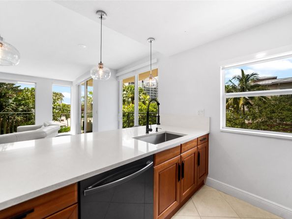 3210 NE 5th Street 203, Pompano Beach FL 33062