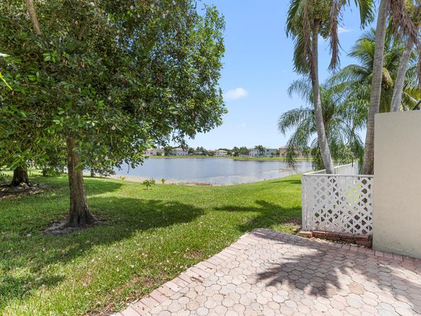 10637 Falls Street, Wellington FL 33414