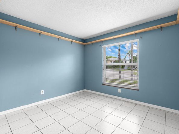 5380 NW 52nd Street, Coconut Creek FL 33073