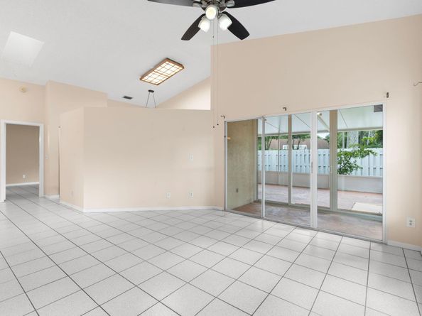 5380 NW 52nd Street, Coconut Creek FL 33073