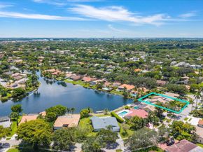 1024 NW 99th Ave, Plantation FL 33322