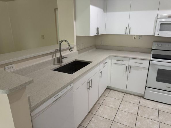 11760 Saint Andrews Place 302, Wellington FL 33414
