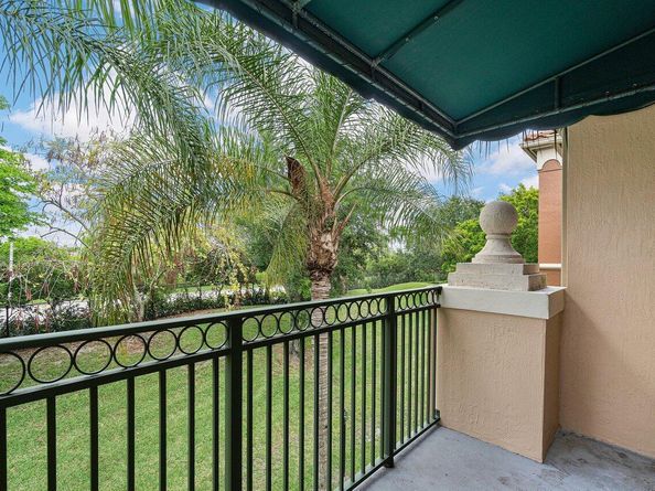 11760 Saint Andrews Place 302, Wellington FL 33414