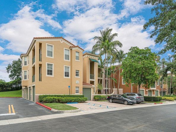 11760 Saint Andrews Place 302, Wellington FL 33414