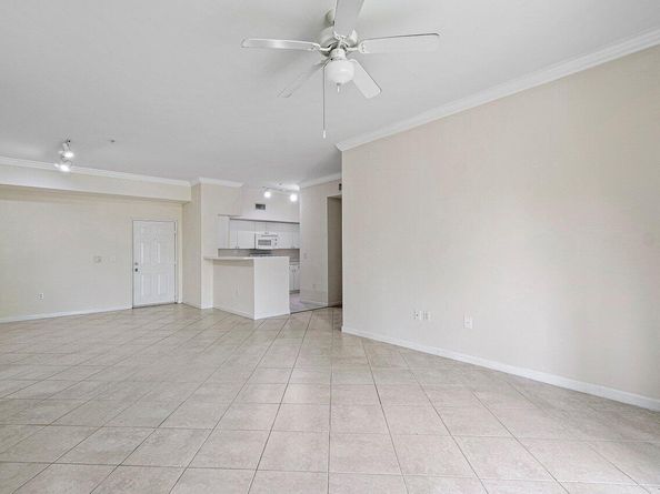 11760 Saint Andrews Place 302, Wellington FL 33414