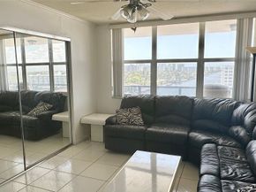 5100 Dupont Blvd 11N, Fort Lauderdale FL 33308