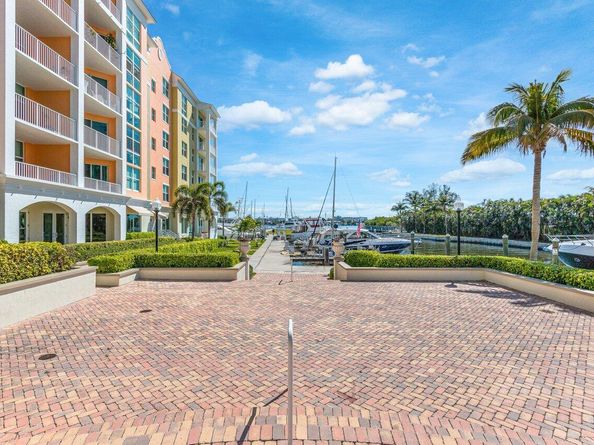 804 E Windward Way 201, Lantana FL 33462