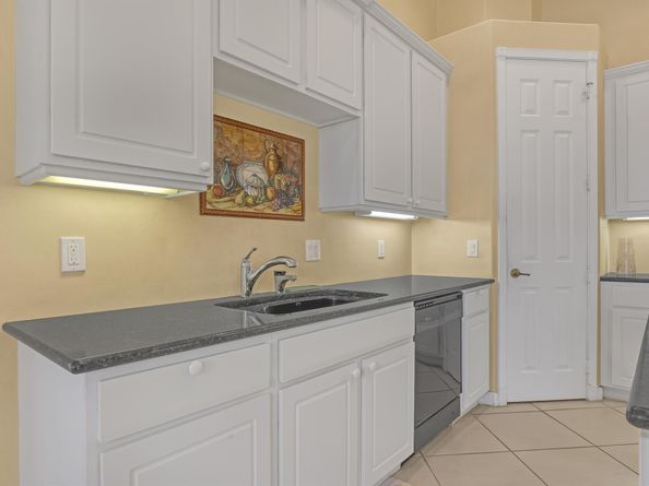9466 Lantern Bay Circle, West Palm Beach FL 33411