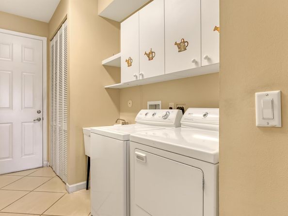 9466 Lantern Bay Circle, West Palm Beach FL 33411