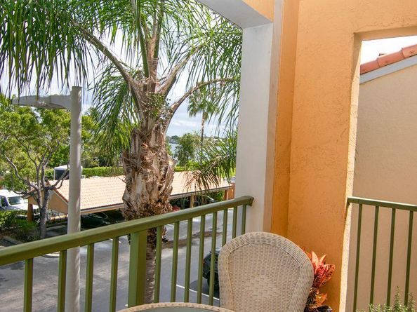160 Yacht Club Way 309, Hypoluxo FL 33462
