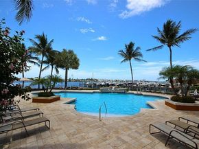 160 Yacht Club Way 309, Hypoluxo FL 33462