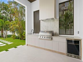 1717 NE 17th Ter, Fort Lauderdale FL 33305