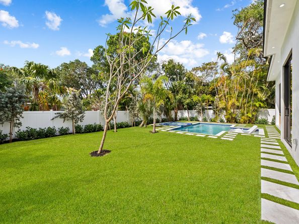 1717 NE 17th Ter, Fort Lauderdale FL 33305
