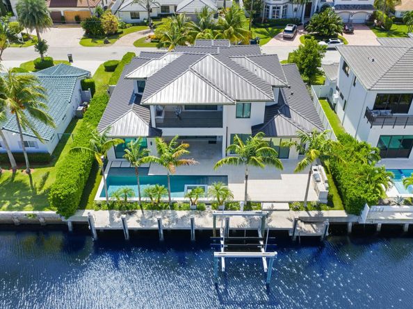 933 Allamanda Drive, Delray Beach FL 33483