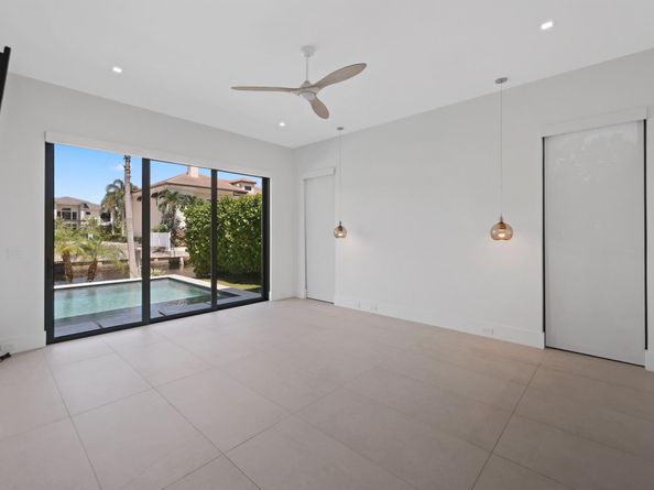 933 Allamanda Drive, Delray Beach FL 33483