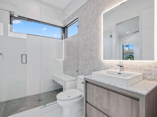 933 Allamanda Drive, Delray Beach FL 33483