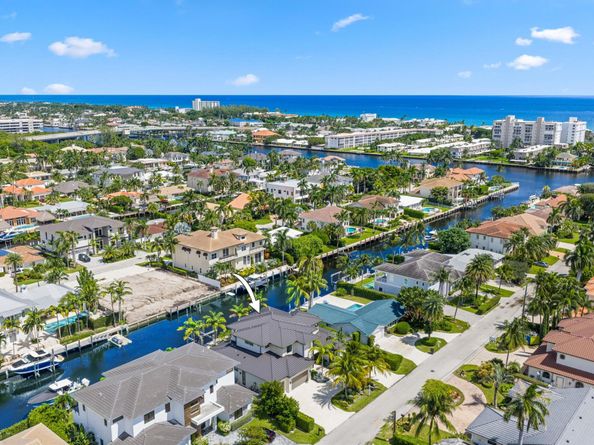 933 Allamanda Drive, Delray Beach FL 33483