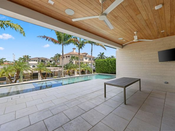 933 Allamanda Drive, Delray Beach FL 33483