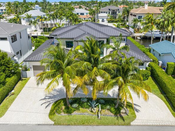 933 Allamanda Drive, Delray Beach FL 33483