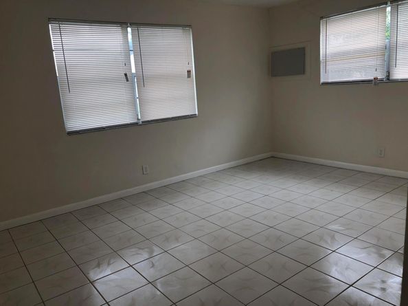 332 NE 15th Court, Boynton Beach FL 33435