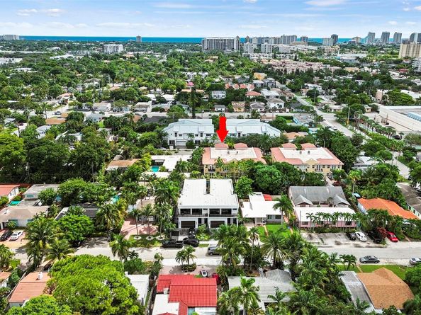 1121 NE 14th Ave, Fort Lauderdale FL 33304