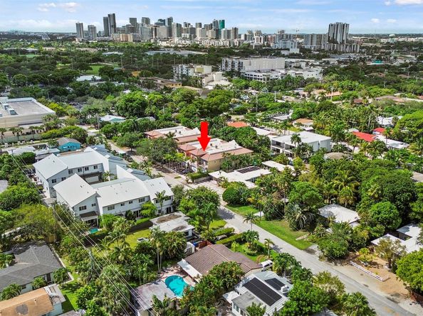 1121 NE 14th Ave, Fort Lauderdale FL 33304