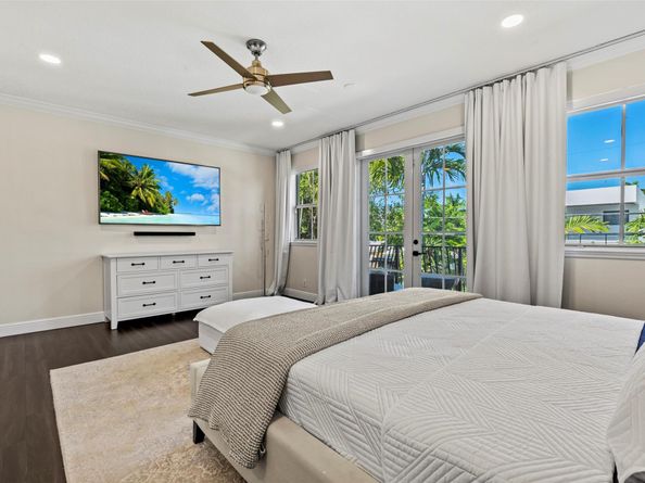 1121 NE 14th Ave, Fort Lauderdale FL 33304