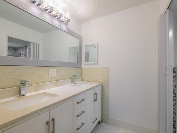 221 Cypress Trace, Royal Palm Beach FL 33411