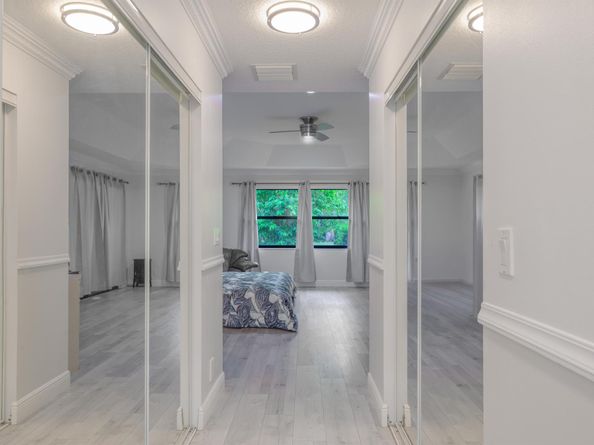 221 Cypress Trace, Royal Palm Beach FL 33411