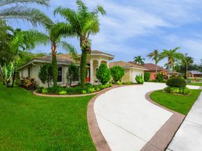 221 Cypress Trace, Royal Palm Beach FL 33411