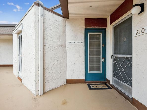 6 Greenway Village N 210, Royal Palm Beach FL 33411