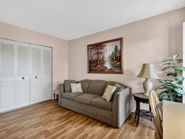 6 Greenway Village N 210, Royal Palm Beach FL 33411