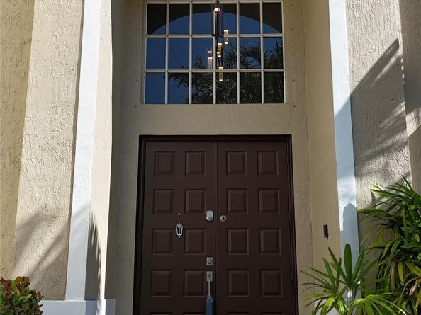 6733 NW 81 Court, Parkland FL 33067