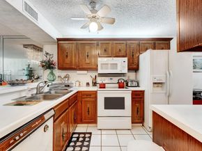 5929 Coral Lake Drive 305, Margate FL 33063