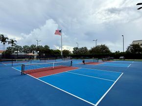 5929 Coral Lake Drive 305, Margate FL 33063