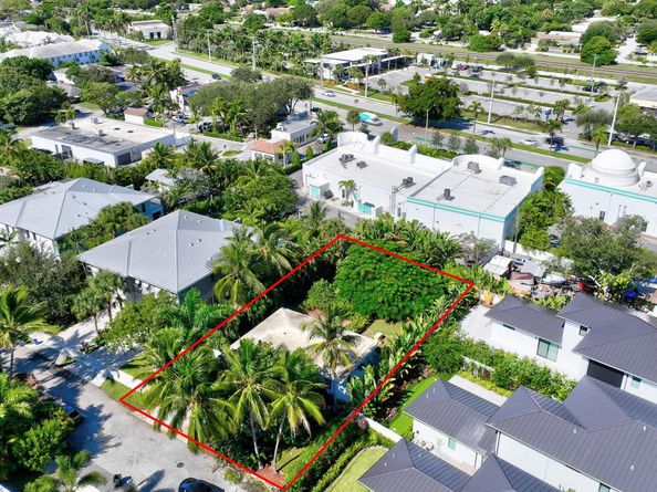1248 NE 8th Avenue, Delray Beach FL 33483