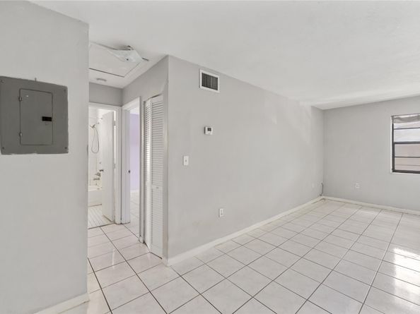 1925 Madison St 14, Hollywood FL 33020