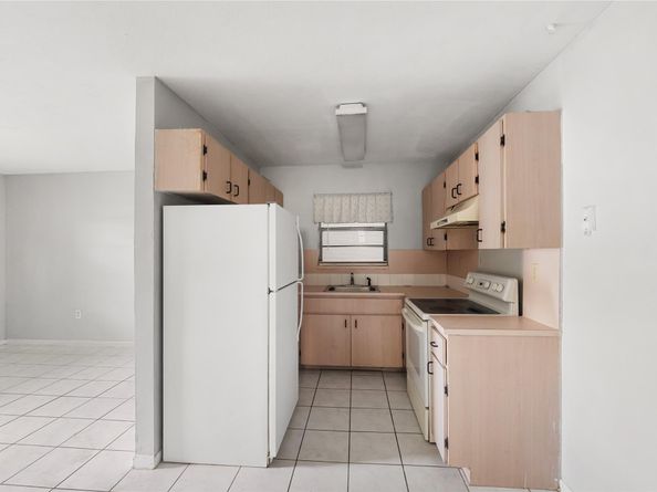 1925 Madison St 14, Hollywood FL 33020