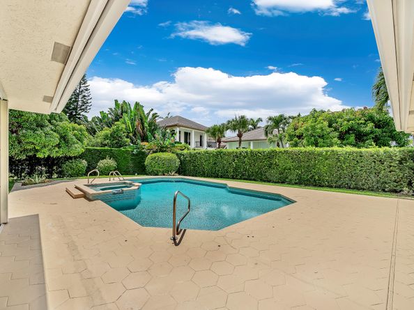 844 NE Mulberry Drive, Boca Raton FL 33487