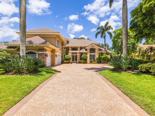 16 Glencairn Road, Palm Beach Gardens FL 33418