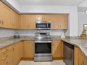 3237 Clint Moore Rd 206, Boca Raton FL 33496